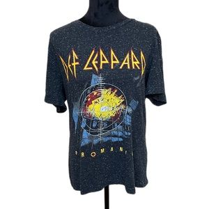 ⭐️ DEF LEPPARD PYROMANIA Graphic T-Shirt